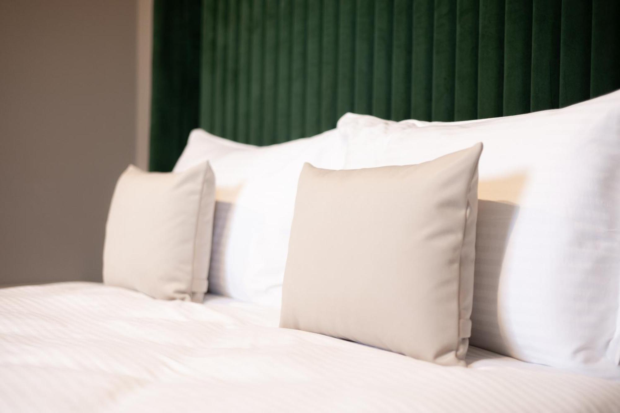 R.Hotel TTchernivtsi Extérieur photo